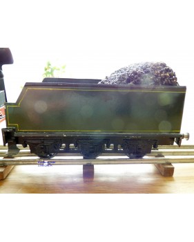 FABRE & MARESCOT  ???, coffret ETAT : 1 loco 220, 4 voitures, rails et alimentation BO