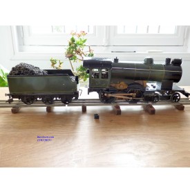 FABRE & MARESCOT  ???, coffret ETAT : 1 loco 220, 4 voitures, rails et alimentation BO
