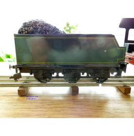 FABRE & MARESCOT  ???, coffret ETAT : 1 loco 220, 4 voitures, rails et alimentation BO