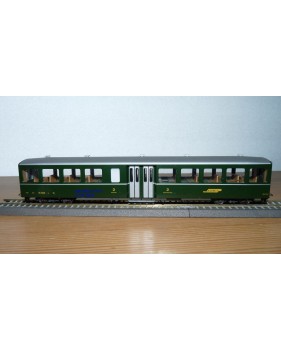 Voiture métallique à portes centrales AB 1157 Rhb BO