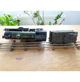 FABRE & MARESCOT  ???, coffret ETAT : 1 loco 220, 4 voitures, rails et alimentation BO