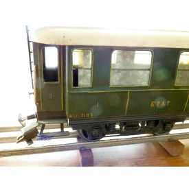 FABRE & MARESCOT ,,??, coffret ETAT : 1 loco 220, 4 voitures, rails et alimentation BO