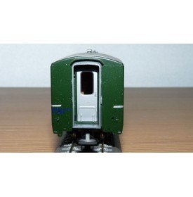 Voiture métallique à portes centrales AB 1157 Rhb BO