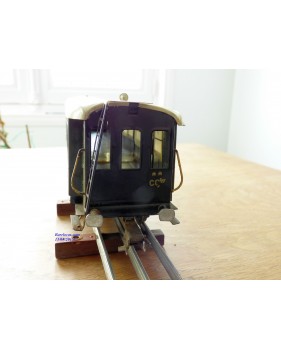 FABRE & MARESCOT  ???, coffret ETAT : 1 loco 220, 4 voitures, rails et alimentation BO