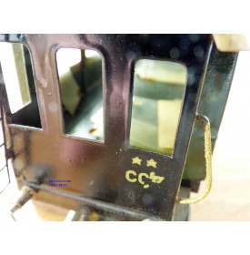 FABRE & MARESCOT  ???, coffret ETAT : 1 loco 220, 4 voitures, rails et alimentation BO