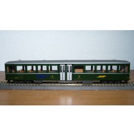 Voiture métallique à portes centrales AB 1157 Rhb BO