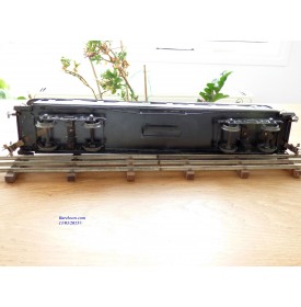 FABRE & MARESCOT  ???, coffret ETAT : 1 loco 220, 4 voitures, rails et alimentation BO