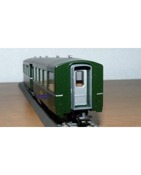 Voiture métallique à portes centrales AB 1157 Rhb BO