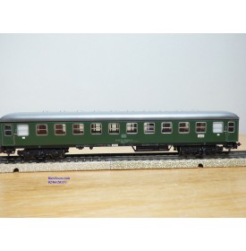 Märklin 4052, voiture  grandes lignes 2 Kl.   DB   BO