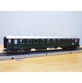 Märklin 4241.10, voiture  grandes lignes 2 Kl.  type B4üh ÖBB  BO