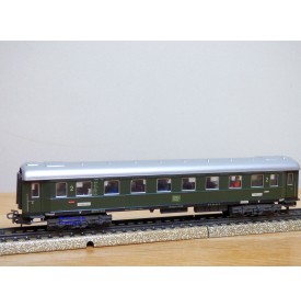 Märklin 4037, voiture  grandes lignes 2 Kl. type B4ü   DB   BO