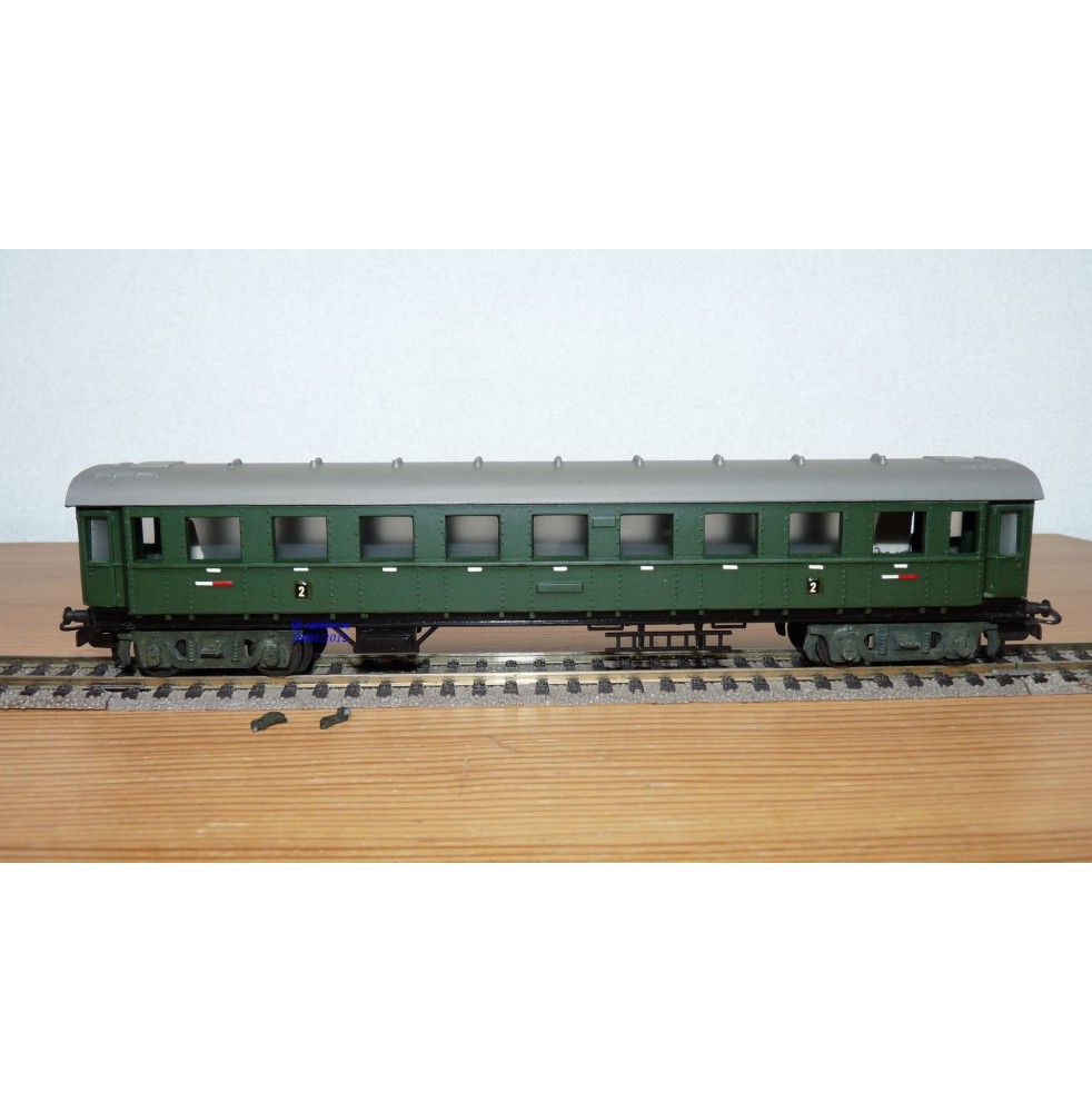 LILIPUT ancien 201 wagon plat chargé de 4 conteneurs ( cadres)  NS  BO