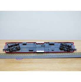 BEMO 3252 129,  voiture à porte centrale B 2336  RhB  BO