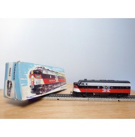 MÄRKLIN  4062.2, locomotive diesel  Bo Bo F7 A non motorisée New Haven  Neuf  BO 