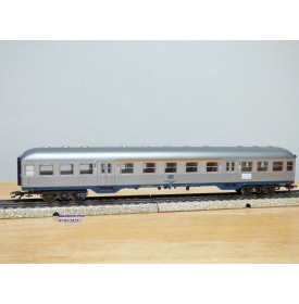 MÄRKLIN 4158, voiture banlieue mixte 1/2 Kl. ABnrzb 704   Silberling  DB    BO