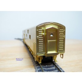 ORIENTAL Ltd  ?????,  loco diesel A1A A1A  EMD ( General Motors )   E7B / E6B  Phase II  unité B   Santa Fé neuf  BO 