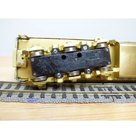 ORIENTAL Ltd  ?????,  loco diesel A1A A1A  EMD ( General Motors )   E7B / E6B  Phase II  unité B   Santa Fé neuf  BO 
