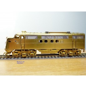 Overland Models ( OMI ) 4310 . 1  voiture d'inspection des rails Milwaukee Road  BO