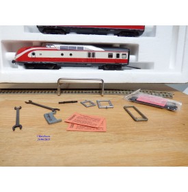 ROCO  pour Märklin 43902, Rame Intercity  (ex TEE)  série ( Br ) VT 11.5 "  Max Lierbermann "  DR  BO