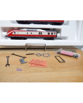 ROCO  pour Märklin 43902, Rame Intercity  (ex TEE)  série ( Br ) VT 11.5 "  Max Lierbermann "  DR  BO