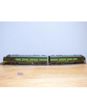 RIVAROSSI 1825, locos diesel EMD E8 AA  Northern Pacific  NP    BO