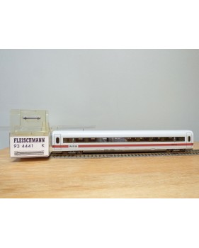FLEISCHMANN 93 4441 K , voiture 1 ère CL. ICE Amtrak BO
