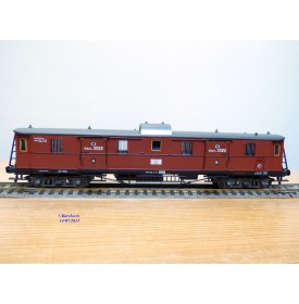   FLEISCHMANN 5800,   fourgon à bagages à guérite centrale type Gas 8451  KPEV  BO