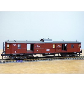   FLEISCHMANN 5800,   fourgon à bagages à guérite centrale type Gas 8451  KPEV  BO