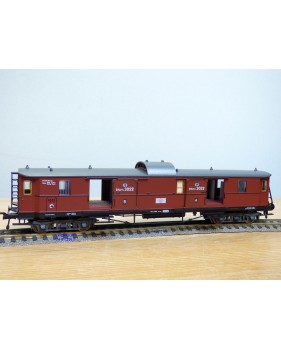   FLEISCHMANN 5800,   fourgon à bagages à guérite centrale type Gas 8451  KPEV  BO
