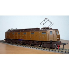 FLEISCHMANN 1339 motrice 2BoBo2 E 428 FS