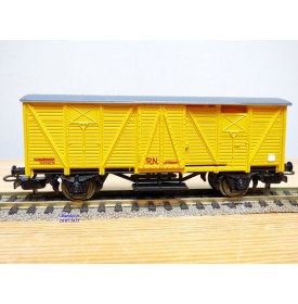 ELECTROTREN  1301,  wagon couvert    RENFE   BO