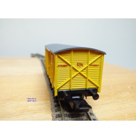 ELECTROTREN  1301,  wagon couvert    RENFE   BO