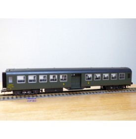 ROCO 4222B,   voiture banlieue type Btmyp dite Bruhat  2 Cl. SNCF BO