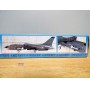 ITALERI 1230, chasseur embarqué Chance-Vought F-8 "Crusader" US Navy / AERONAVALE  BO  Neuf   1/72
