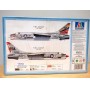 ITALERI 1230, chasseur embarqué Chance-Vought F-8 "Crusader" US Navy / AERONAVALE  BO  Neuf   1/72