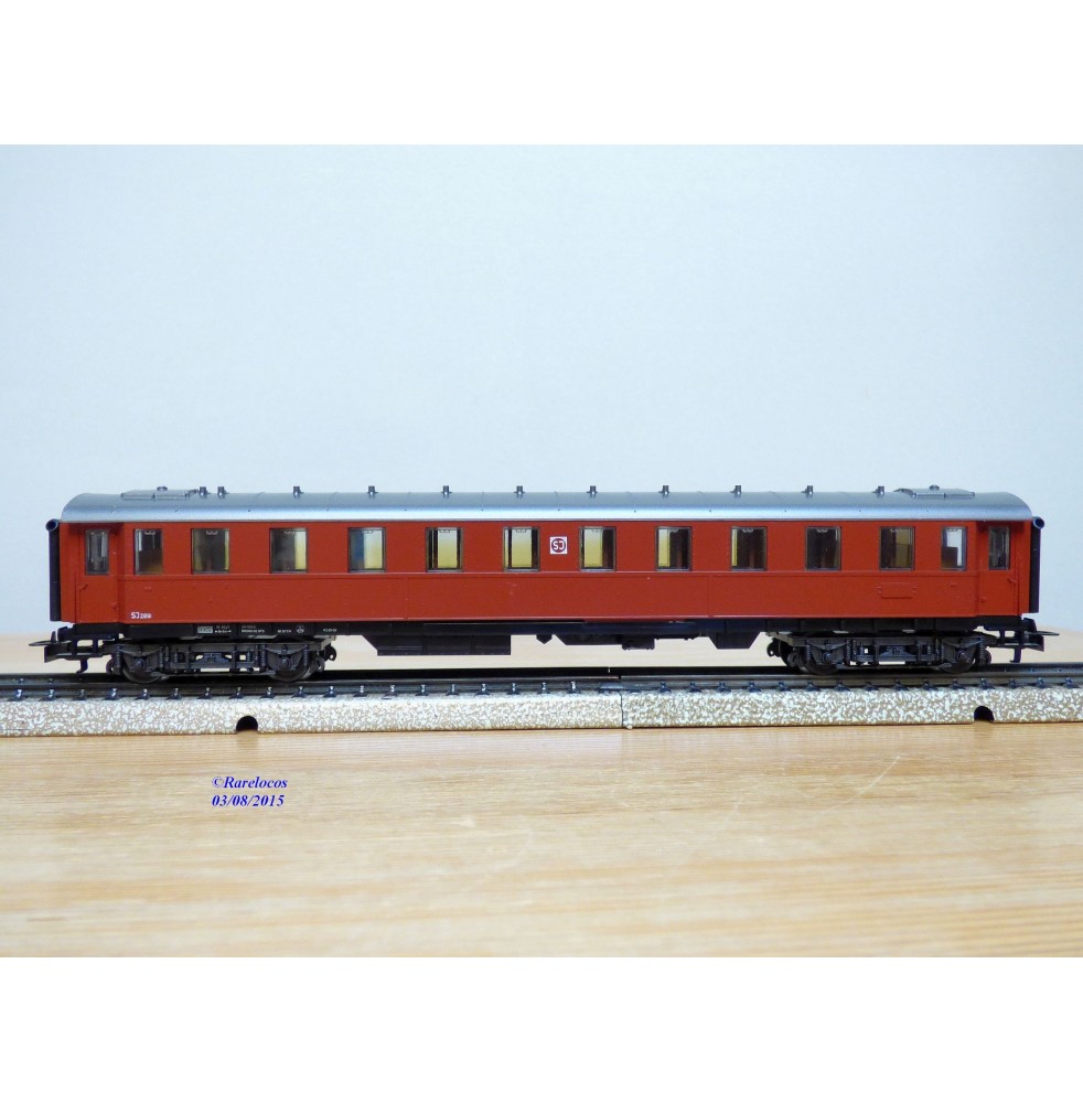 MÄRKLIN 4179, voiture grandes lignes 2 Kl. type B8  SJ  neuf    BO