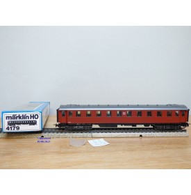 MÄRKLIN 4179, voiture grandes lignes 2 Kl. type B8  SJ  neuf    BO