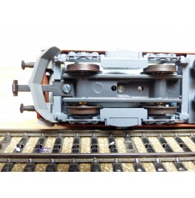 HAG   242 . 01 ,  Motrice double   BoBo BoBo  Ae 8/8  BLS   N° 273 ( 2 moteurs )   neuf   BO