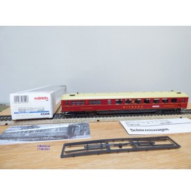 MÄRKLIN 43249,   voiture restaurant Schürzenwagen   80 Jahre   MITROPA    neuf   BO 