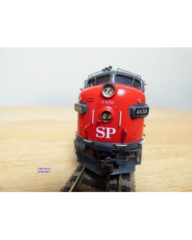Overland Models ( OMI ) 5826,  loco diesel  Bo Bo EMD ( GM )  FP  7A   neuf   BO 