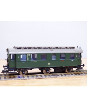 FLEISCHMANN 5064 K, voiture ancienne à plate formes d'extrémité couvertes  à 3 essieux  2 / 3 Kl.   DB  BO