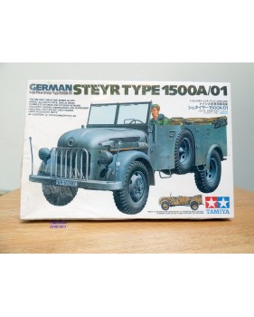 TAMIYA 35225,  véhicule de commandement STEYR type 1500A/01  neuf  BO  1/ 35  