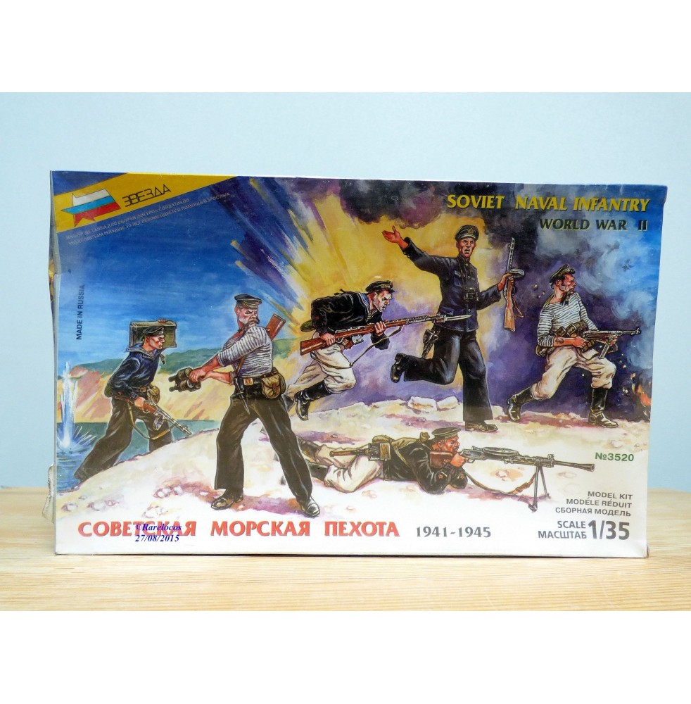 SVEZDA 3520, infanterie de marine soviétique ( 6 figurines )  neuf  BO 1/35