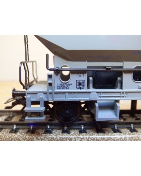 MÄRKLIN   4631 . 5,  wagon trémie à déchargement latéral  SBB  BO