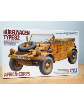 TAMIYA 35238,  Kübelwagen Type 82  AFRICA CORPS   neuf  BO  1/ 35  