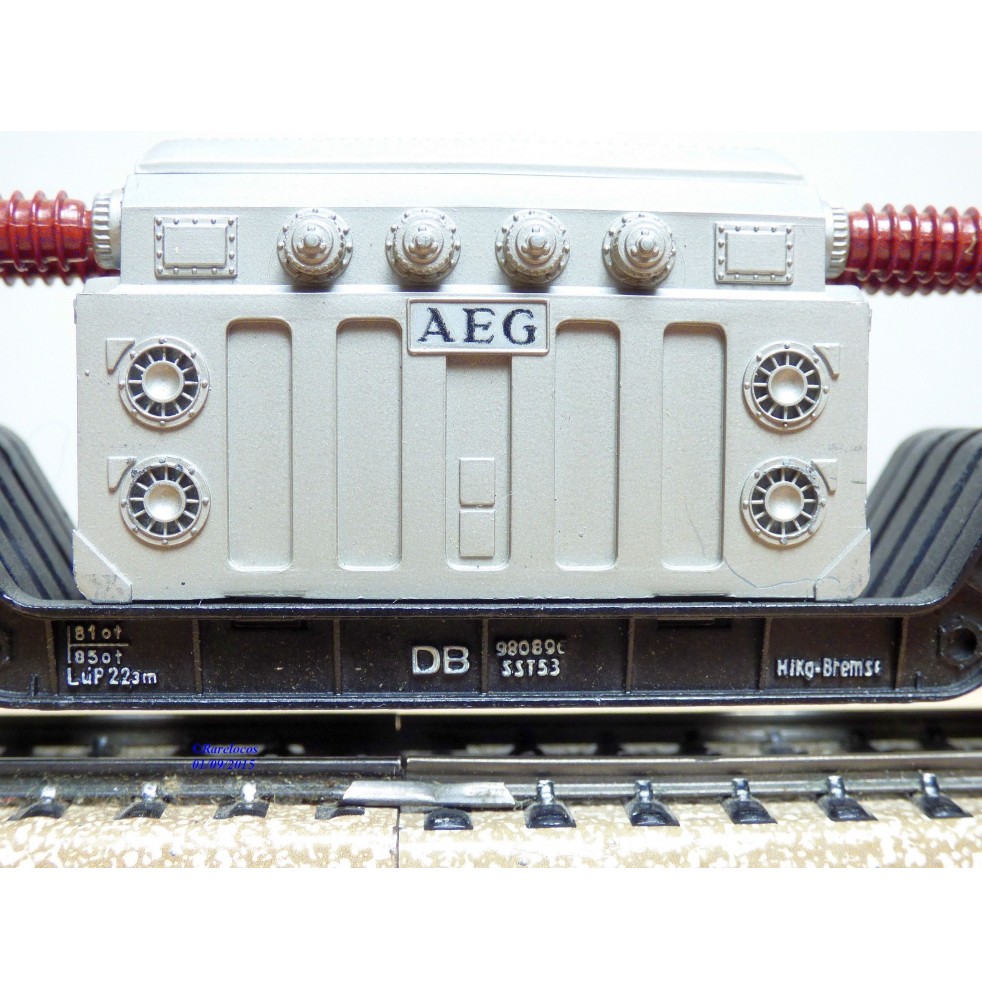Märklin métal 4618 . 2, wagon surbaissé type SSI 53 caisse BAHIA DB BO