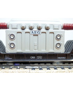Märklin métal 4617 . 2, wagon surbaissé type SSI 53 AEG  DB  BO