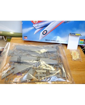 AIRFIX 09179,  English Electric  LIGHTNING  F-1/F-1A/F-2/F-3   Neuf   BO 1/48