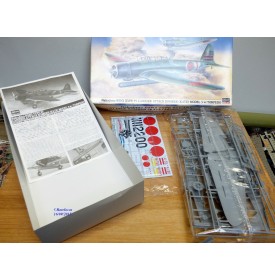 HASEGAWA 09396, bombardier torpilleur embarqué japonais NAKAJIMA B5N2 type 97  KATE Model 3 et torpille   Neuf  BO 1/48