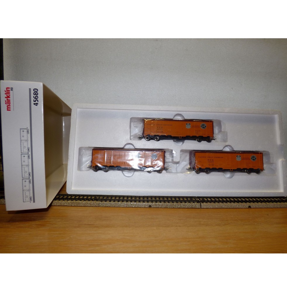 Märklin 3121 coffret diesel grandes lignes V200 DB BO
